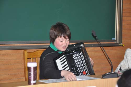 趙敏手風琴1.JPG